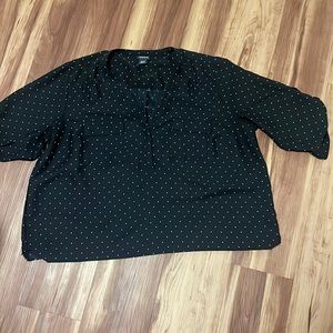 Torrid polyester polka dot Harper blouse, size 2